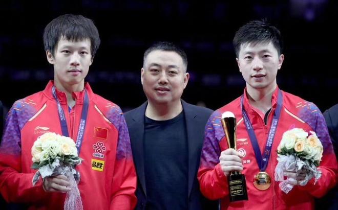 亲身驾驶奥 亲身驾驶奥